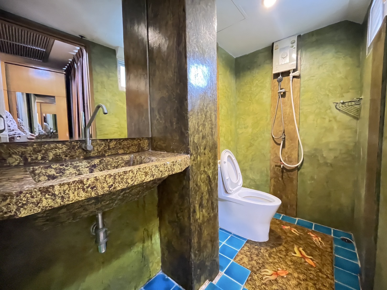 ห้องมาตรฐาน C-702 (standard)